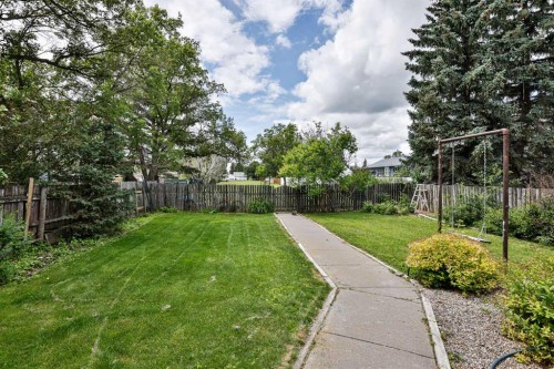 278 N 100 E, Raymond, AB 