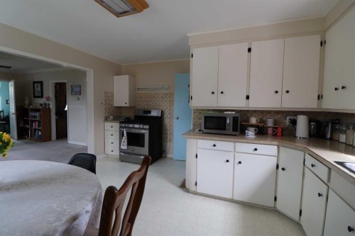 2209 21 A Avenue, Coaldale, AB 