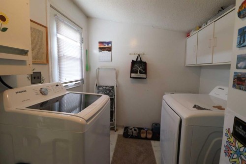 2209 21 A Avenue, Coaldale, AB 