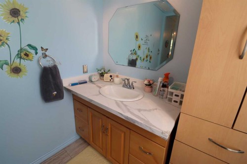 2209 21 A Avenue, Coaldale, AB 