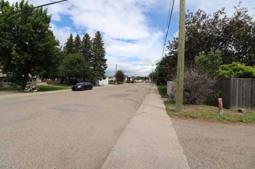 2209 21 A Avenue, Coaldale, AB 