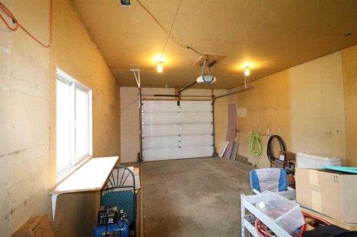 2209 21 A Avenue, Coaldale, AB 