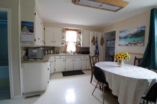 2209 21 A Avenue, Coaldale, AB 
