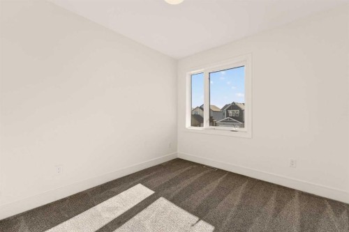 4337 28 Avenue South, Lethbridge, AB 