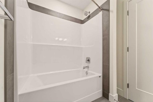 4337 28 Avenue South, Lethbridge, AB 