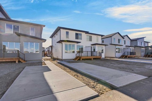 4337 28 Avenue South, Lethbridge, AB 