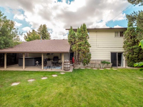 5205 40 Avenue, Taber, AB 