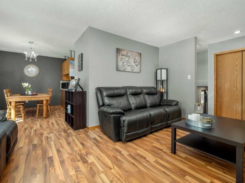 5205 40 Avenue, Taber, AB 