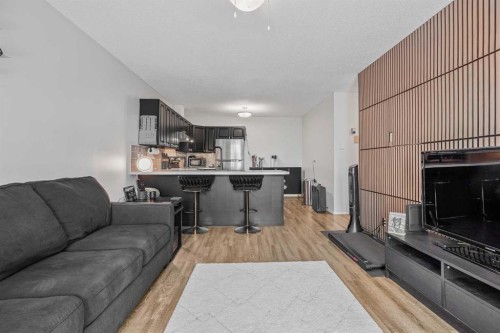 304-855 Columbia Boulevard West, Lethbridge, AB 