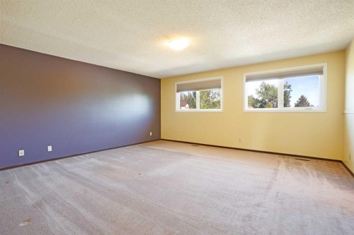 111 Temple Crescent West, Lethbridge, AB 