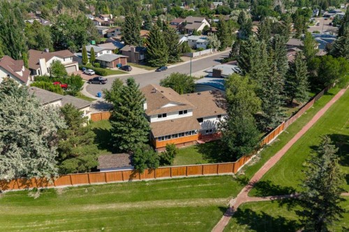 111 Temple Crescent West, Lethbridge, AB 