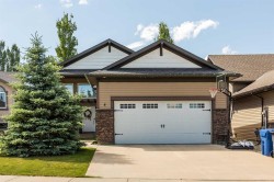 8 Riverton Crescent WESTLethbridge, AB T1K 5P3