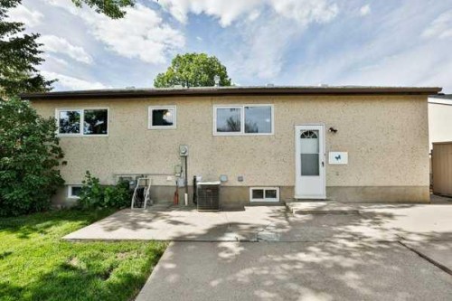 414 12 Avenue North, Lethbridge, AB 