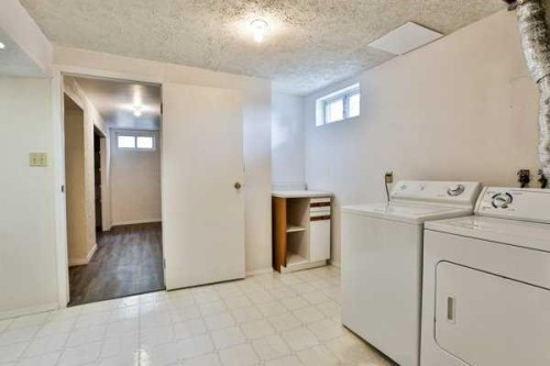 414 12 Avenue North, Lethbridge, AB 
