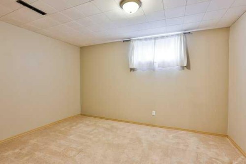 414 12 Avenue North, Lethbridge, AB 
