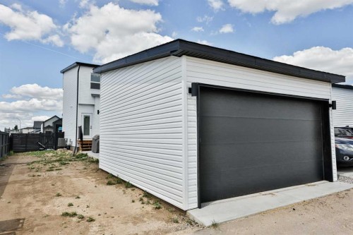 3027 47 Street South, Lethbridge, AB 