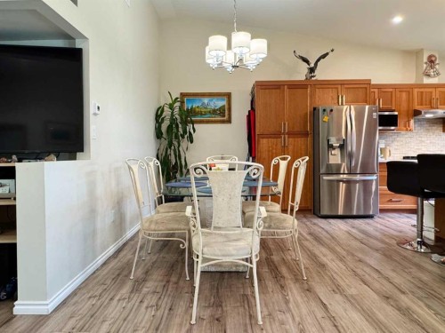 412 Queen Avenue, Monarch, AB 