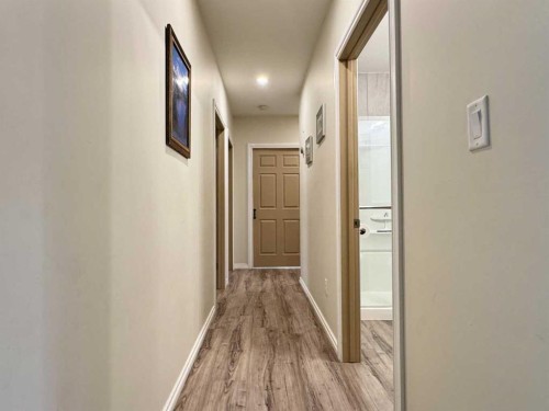 412 Queen Avenue, Monarch, AB 