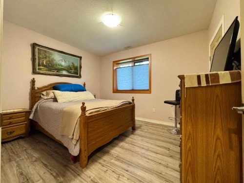 412 Queen Avenue, Monarch, AB 