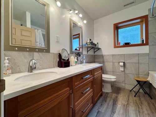412 Queen Avenue, Monarch, AB 
