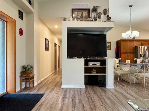 412 Queen Avenue, Monarch, AB 