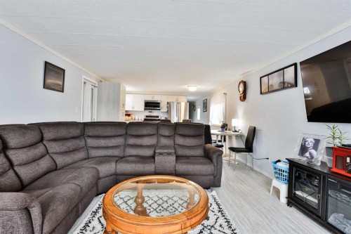 Unit 88-5301 2Nd Street, Coalhurst, AB 