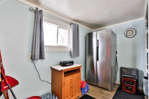 Unit 88-5301 2Nd Street, Coalhurst, AB 