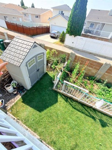 193 Uplands Boulevard North, Lethbridge, AB - Outdoor