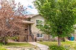 113 Mount Sundial Court WESTLethbridge, AB T1J 1J1