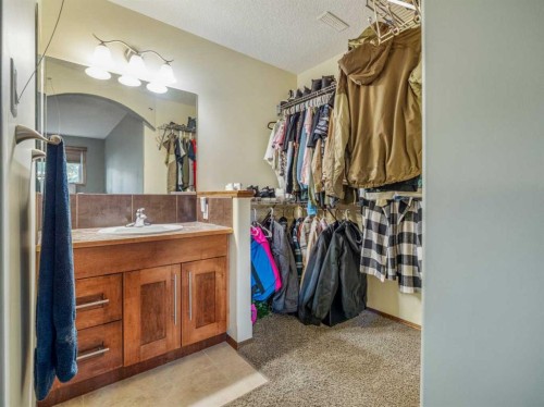 4639 62A Avenue, Taber, AB 