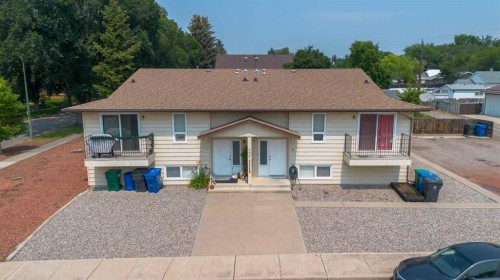 309 19 Street NORTH Lethbridge, AB T1H 3K3