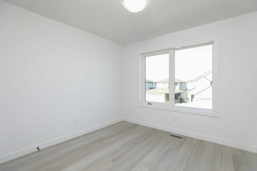 664 Devonia Road West, Lethbridge, AB 