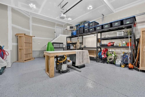 4541 25 Avenue South, Lethbridge, AB 