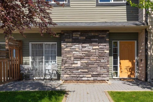 2-895 Mt Sundance Manor West, Lethbridge, AB 