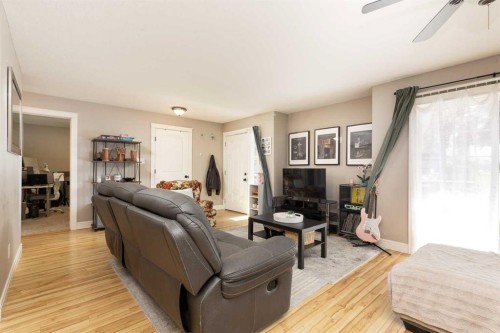 2-895 Mt Sundance Manor West, Lethbridge, AB 