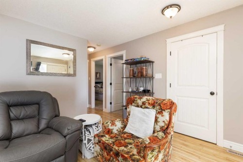 2-895 Mt Sundance Manor West, Lethbridge, AB 