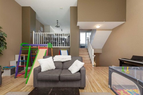 879 Mt Sundance Manor West, Lethbridge, AB 