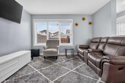 285 Coalbanks Boulevard West, Lethbridge, AB 