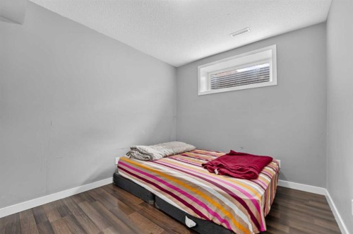 285 Coalbanks Boulevard West, Lethbridge, AB 