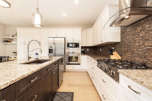 206 Twinriver Road West, Lethbridge, AB 