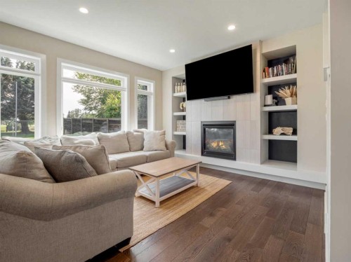 187 Westgate Drive, Coaldale, AB 