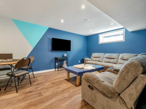 187 Westgate Drive, Coaldale, AB 