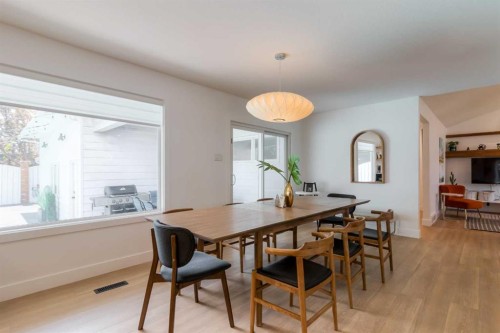 80 Lafayette Boulevard West, Lethbridge, AB - Indoor Photo Showing Dining Room
