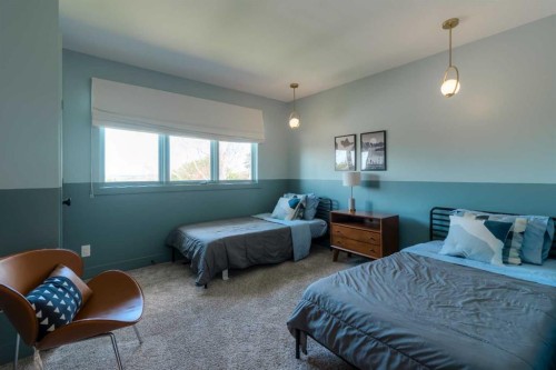 80 Lafayette Boulevard West, Lethbridge, AB - Indoor Photo Showing Bedroom