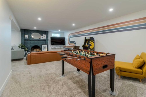 80 Lafayette Boulevard West, Lethbridge, AB - Indoor Photo Showing Other Room