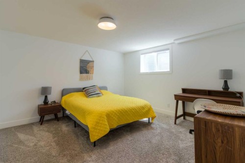 80 Lafayette Boulevard West, Lethbridge, AB - Indoor Photo Showing Bedroom