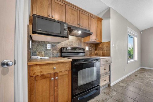 234 Keystone Lane West, Lethbridge, AB 