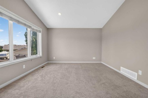 234 Keystone Lane West, Lethbridge, AB 