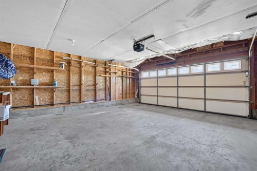 234 Keystone Lane West, Lethbridge, AB 