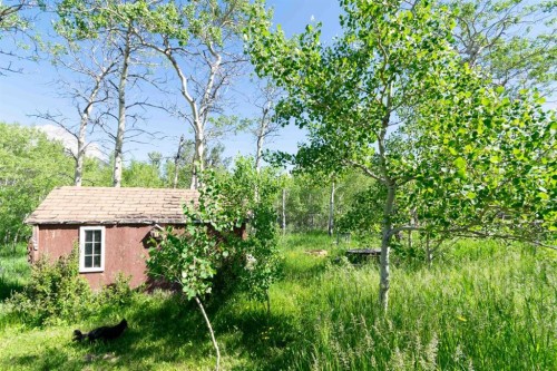 2517 21 Avenue West, Coleman, AB 